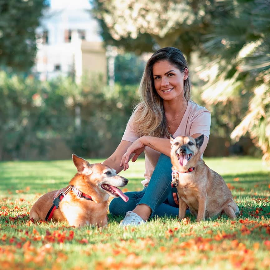 Isabela Schweder Sweet Home Pet Sitter Qatar